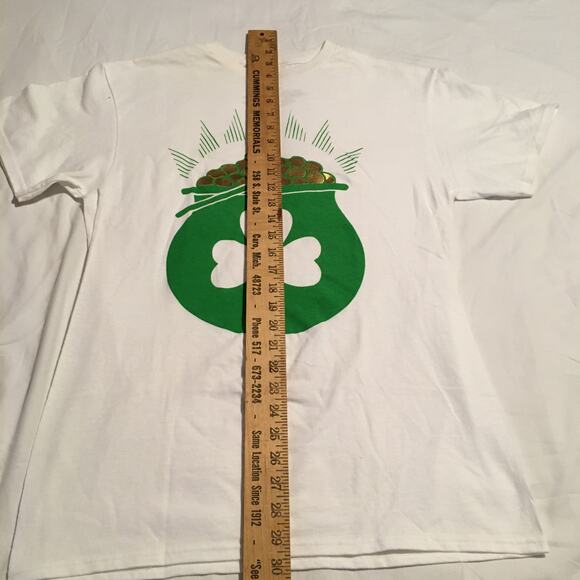 Pot of Gold St Patrick's Day t-shirt White amazing condition SZ M - Picture 4 of 6